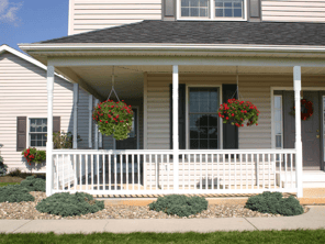 3 Considerations When Choosing Vinyl Porch Posts