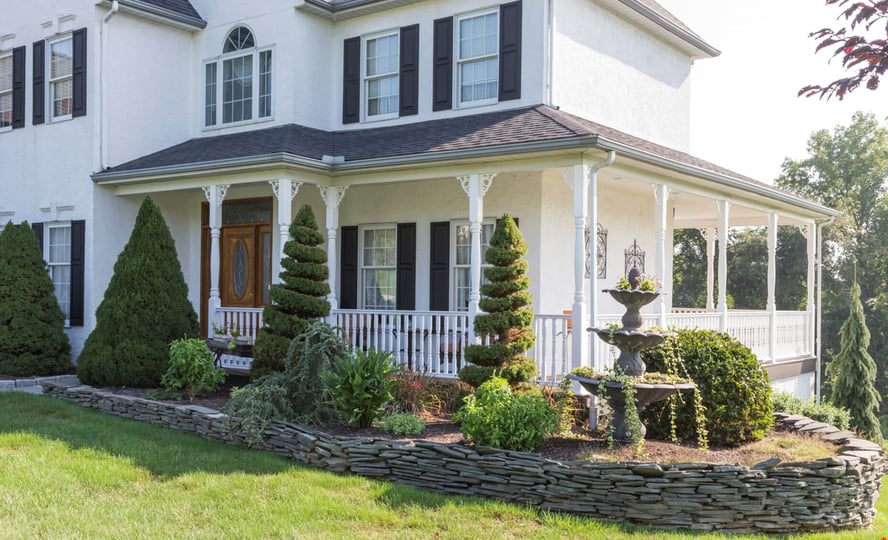 Choosing the Right Porch Posts for Your Home