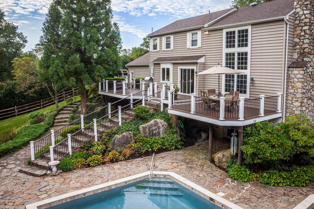 4 Things to Consider When Planning Your Deck Project
